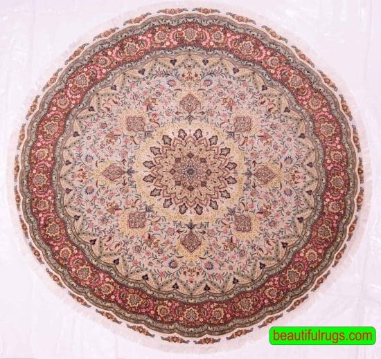 Round Persian rug made of wool and silk, Floral multicolor. Size 6.8x6.8.