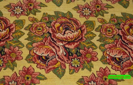 Limeade color Persian Senneh rug, vegetable dye wool rug. Size 6.8x10.2