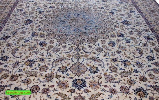 Large Persian Isfahan rug, beige and blue color. Size 11.7x16.8