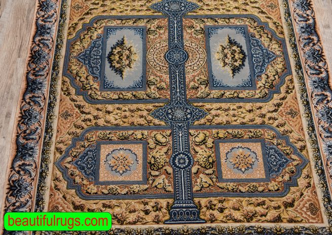 Handmade Persian Isfahan vegetable dye silk and wool. Size 3.3x5