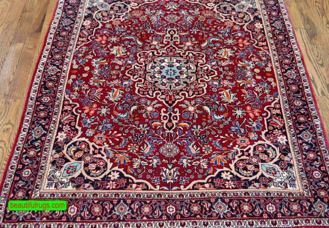 Hand knotted Persian Bijar wool rug in red color. Size 3.9x5.1.