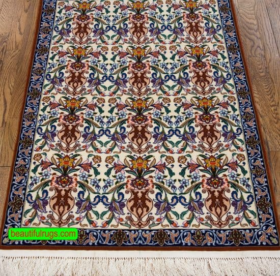 Handmade Persian Isfahan kork wool and silk rug in beige color. Size 2.8x4.