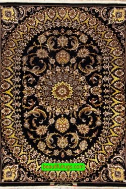 Handmade Persian Isfahan kork wool and silk area rug with black and gold. Size 3.3x5.