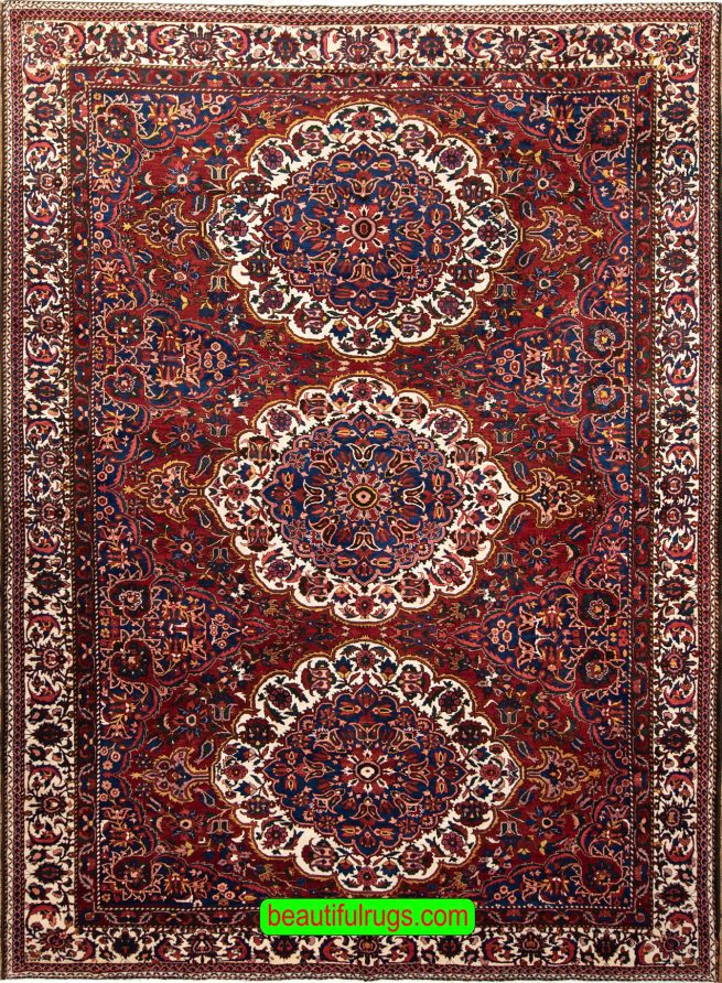 Antique Persian Bakhtiari rug in red color and perfect condition. Size 10.7x14.