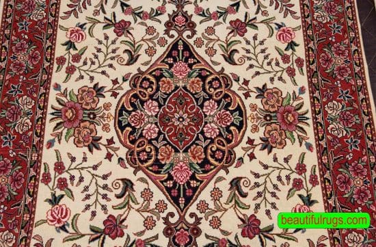 Handmade Persian Bijar floral wool rug with beige and mauve colors. Size 3.1x5.6.