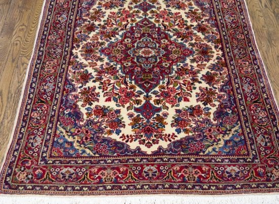 Handmade Persian Sarouk area rug for sale, wool rug with beige and red colors. Size 3.5x5.5.