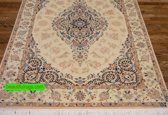 Handmade Persian Nain beige rug, wool, and silk Persian rug with medallion. Size 4.4x6.5.