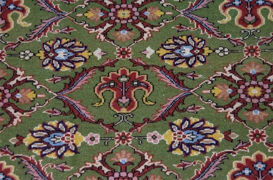 Handmade floral traditional wool Persian Sarouk wool area rug in green and red colors. Size 3.9x4.7.