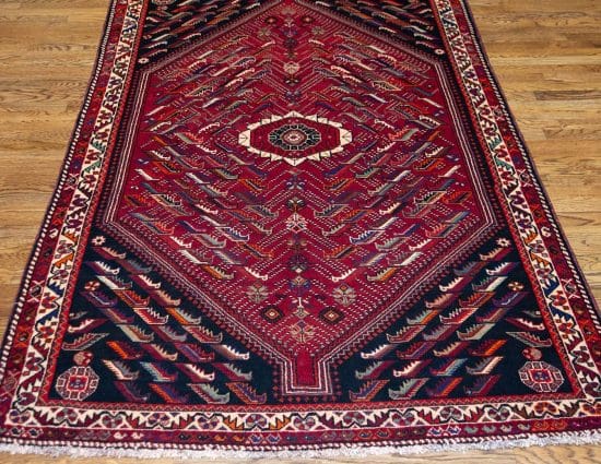 Handmade traditional area rug, Persian Shiraz wool area rug in red color. Size 4.7x6.7.