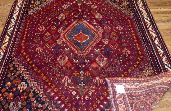 Persian style rugs, handmade geometric Persian Shiraz wool rug in red color. Size 5.5x8.