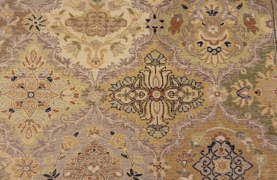 Oriental rug online. hand knotted wool oriental rug made in Pakistan with pastel and earth tone colors. Size 3.1x4.10.