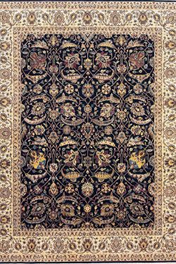 Beautiful floral allover design black oriental rug for dining room or living room made of 100% wool. The actual rug size is 8x10.3.