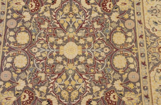 Wool oriental rug. Handmade multicolor Persian Tabriz design rug made in Pakistan. Size 3.1x5.4.