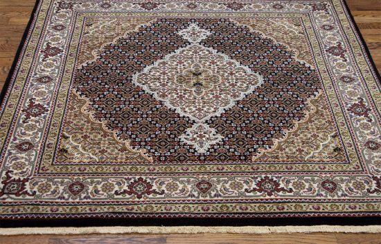 Kitchen rugs. Handmade 5x5 square rug for kitchen in black color made in India.