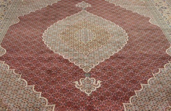 Best rugs for living room, classic Persian Tabriz wool and silk rug in red color. Size 10x13.