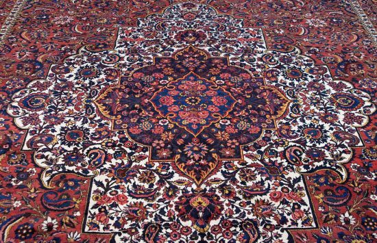 Antique Rug, Antique Persian Bakhtiari Rug with terracotta red color. Size 11x15.