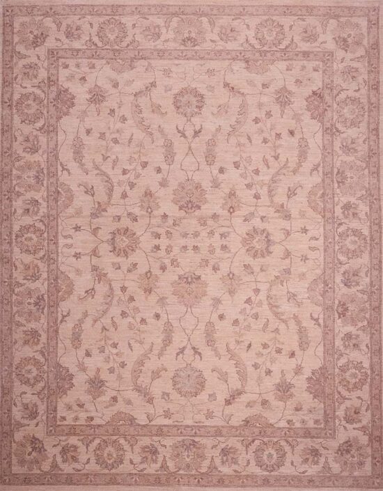 Vintage Oriental Rug, Turkish Rug Pattern in soft pastel color. Size 8.1x10.2.