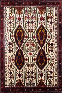 Kitchen rugs made of 100% wool crafted in Iran. size 5.2x7.2.