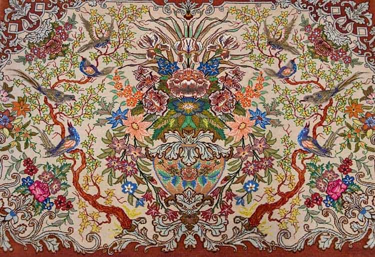 1104- Horizontal shape handmade Persian Isfahan rug, vegetable dye, kork wool and silk. Size 3.3x2.6. 1104- Horizontal shape handmade Persian Isfahan rug, vegetable dye, kork wool and silk. Size 3.3x2.6.