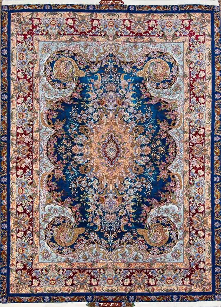 2187- Luxury silk Persian rugs. Beautiful and luxurious handmade Persian Tabriz rug made to impress. Rug size 5x7.