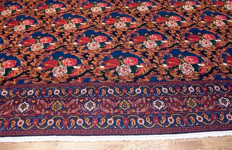 Rug 2792- Large antique Persian rug in like-new condition. 1940s Persian Senneh Kordestan. Size 11.6 x 16.3. Rug 2792- Large antique Persian rug in like-new condition. 1940s Persian Senneh Kordestan. Size 11.6 x 16.3.