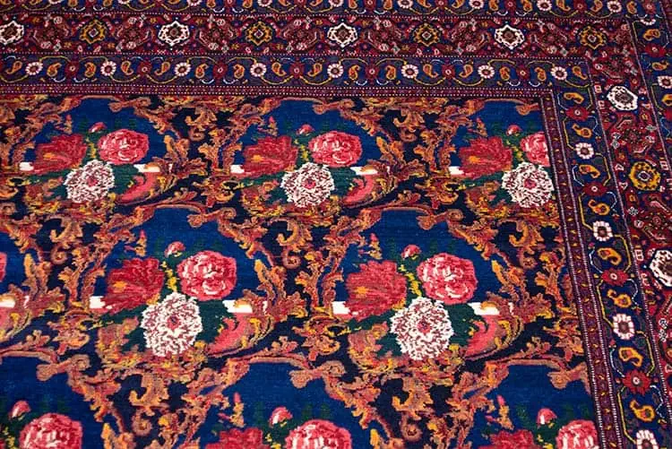 Rug 2792- Large antique Persian rug in like-new condition. 1940s Persian Senneh Kordestan. Size 11.6 x 16.3. Rug 2792- Large antique Persian rug in like-new condition. 1940s Persian Senneh Kordestan. Size 11.6 x 16.3.