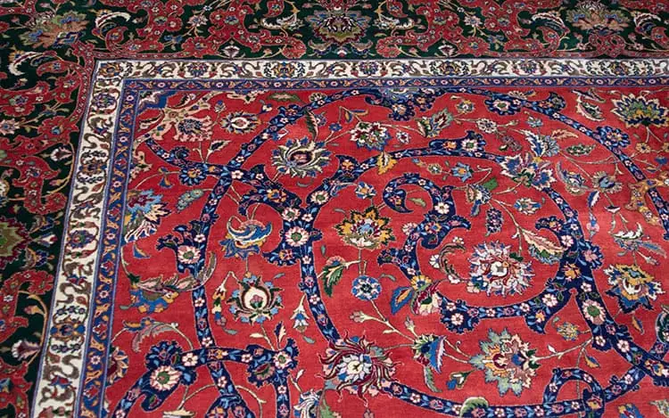 Rug 2798- Magnificent 80 years old antique Persian rug in excellent condition. Large antique Persian carpet. Size 13 x 19.6.