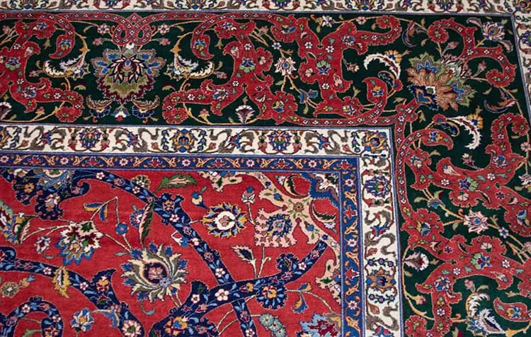 Rug 2798- Magnificent 80 years old antique Persian rug in excellent condition. Large antique Persian carpet. Size 13 x 19.6.