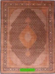 Persian handmade rug, old Persian Tabriz rug, size 8.6x11.8. Persian handmade rug, old Persian Tabriz rug, size 8.6x11.8.