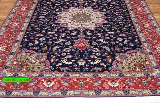Persian Tabriz type of rug, made of wool and silk. Size 6.9x10